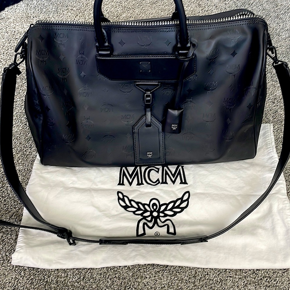 Nvm duffle bag lightly used